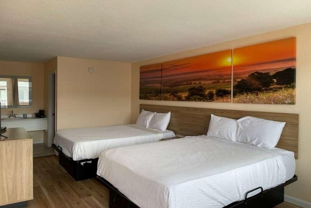 Days Inn By Wyndham Branson Near Theatre District-57641 Номер фото